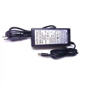  Power Supply 12,6V/2500mA AKKU Flat Light 1 DC (XVE-1260250)